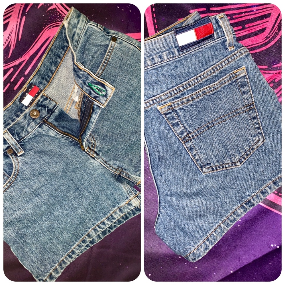 90’s Vintage Tommy Hilfiger Shorts